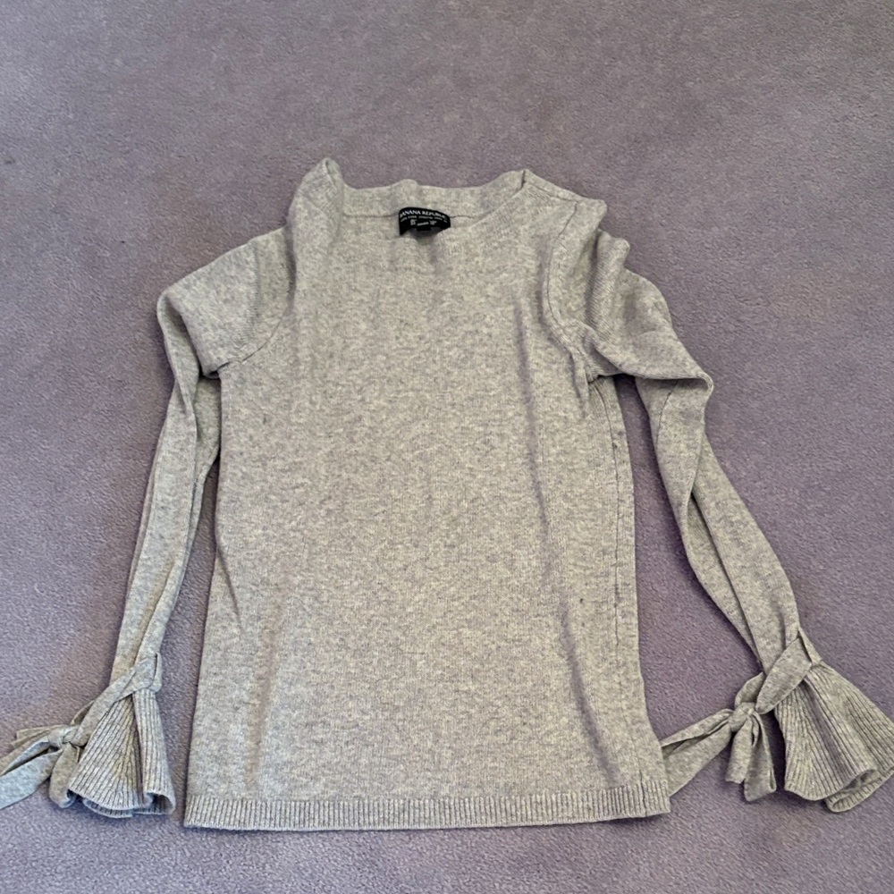 Banana Republic Light Gray Knit Sweater